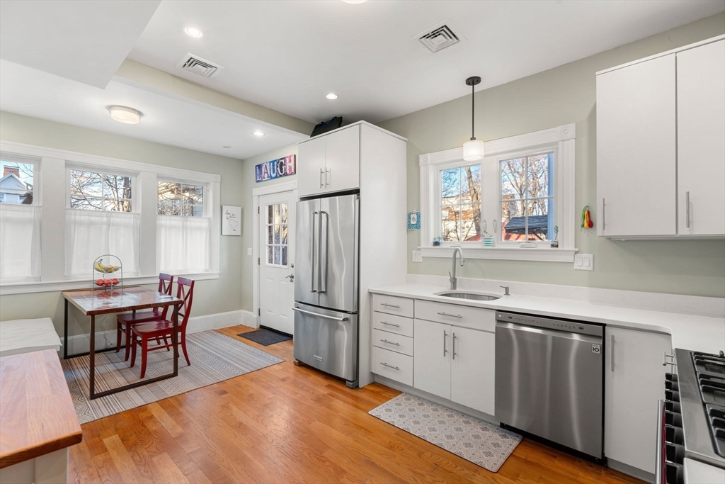 18 Wyman St, East Arlington