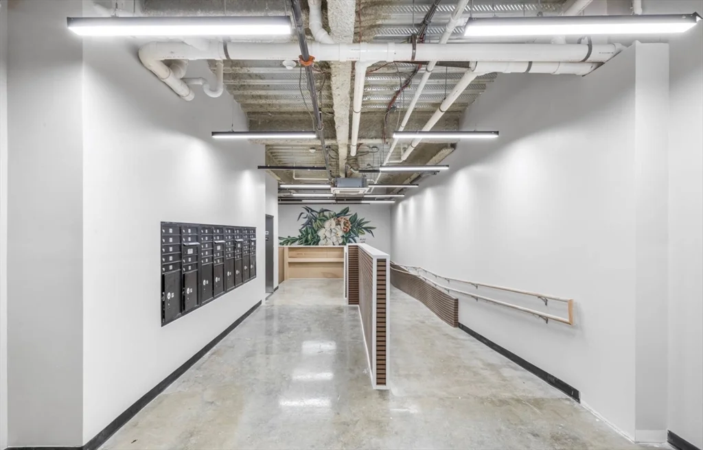 400 West Broadway, South Boston