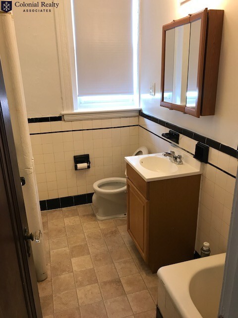 1801 Commonwealth Ave, Brighton