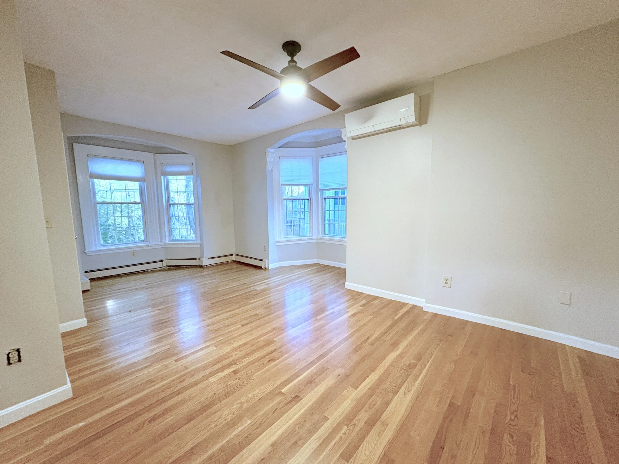 120 Highland St, Roxbury