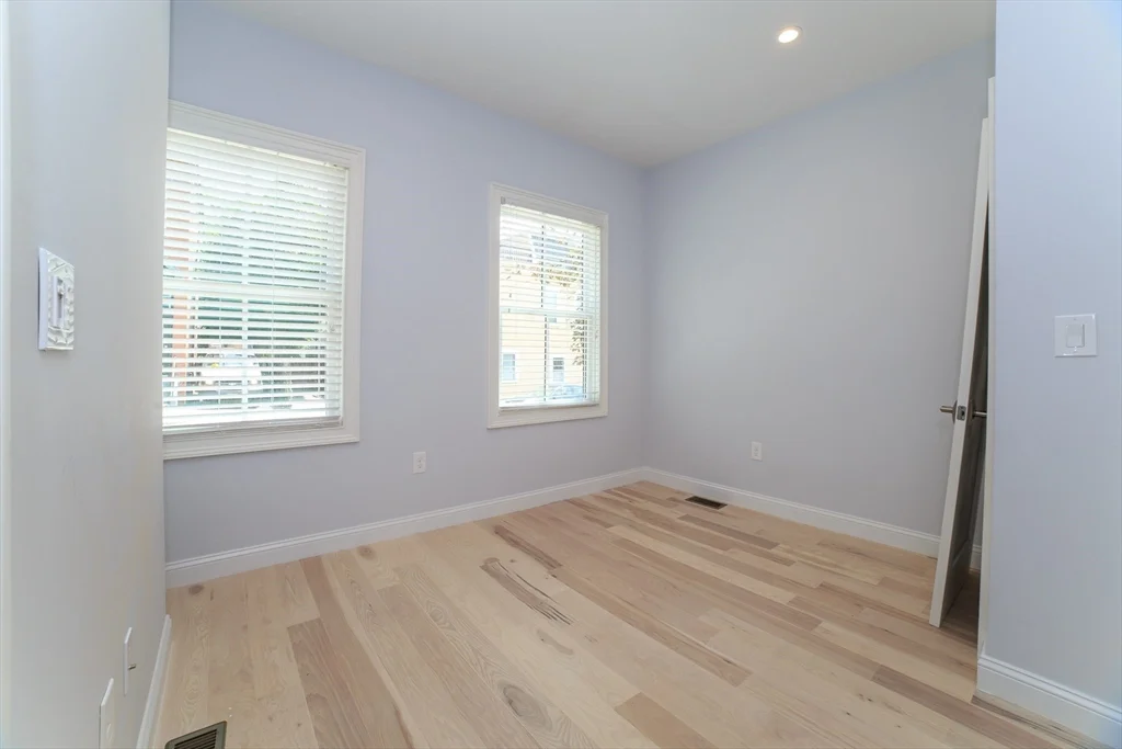 189 I St, South Boston