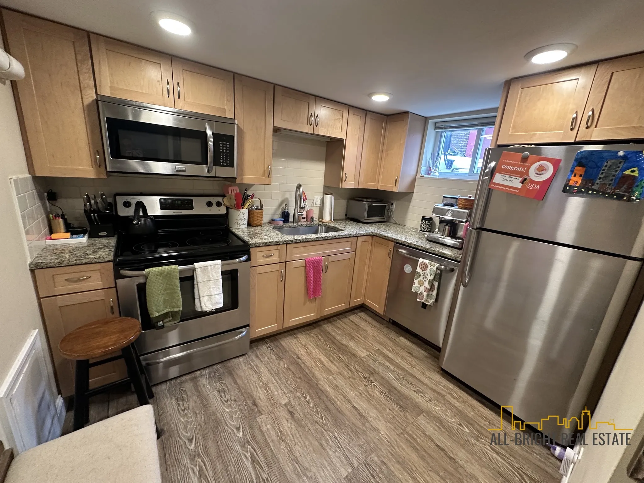 391 Washington St, Ward Two