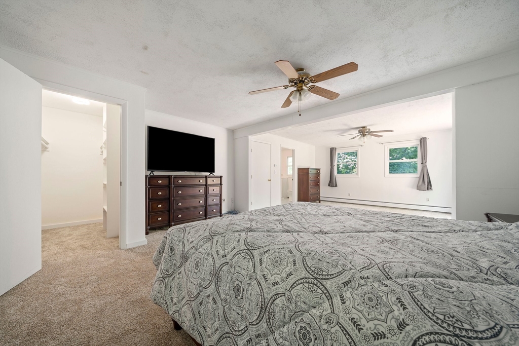 585 Washington St, Franklin