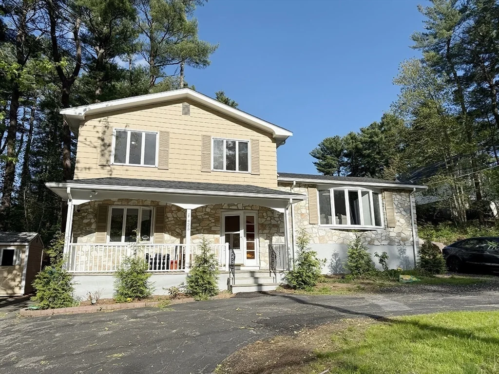 425 High St, Randolph