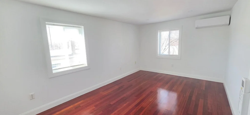 26 W Wyoming Ave, Melrose