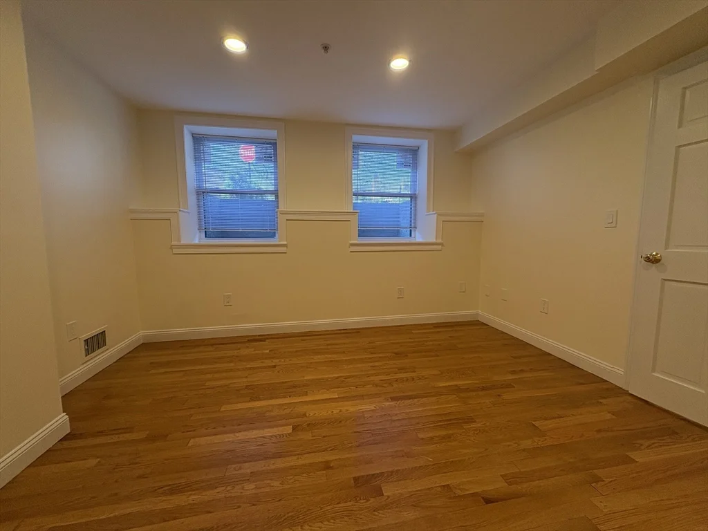 1801 Beacon St, Brookline