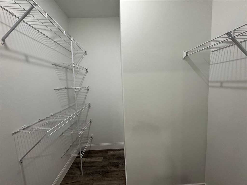 1473 N Shore Rd, Revere