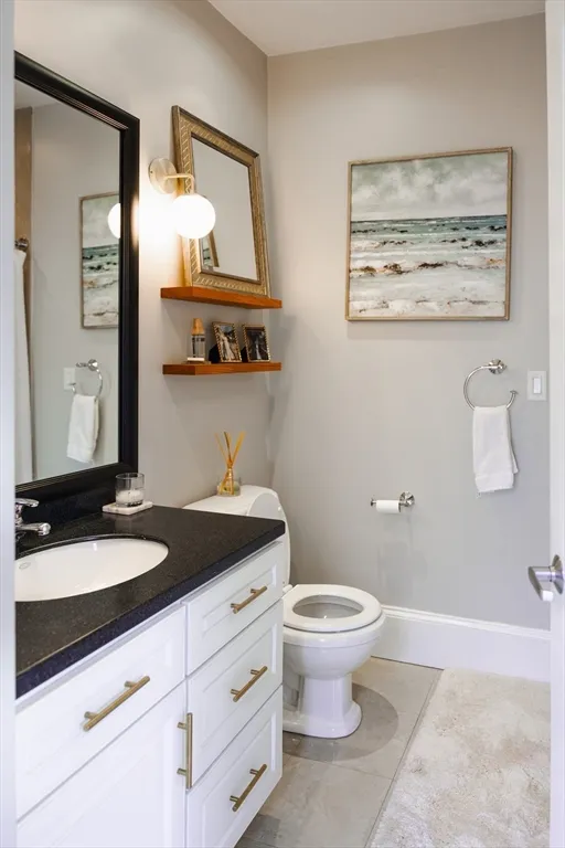 663 E 7th, South Boston