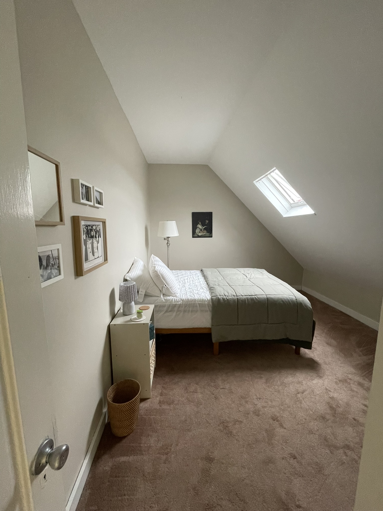 1 Bellevue Ter, South Medford