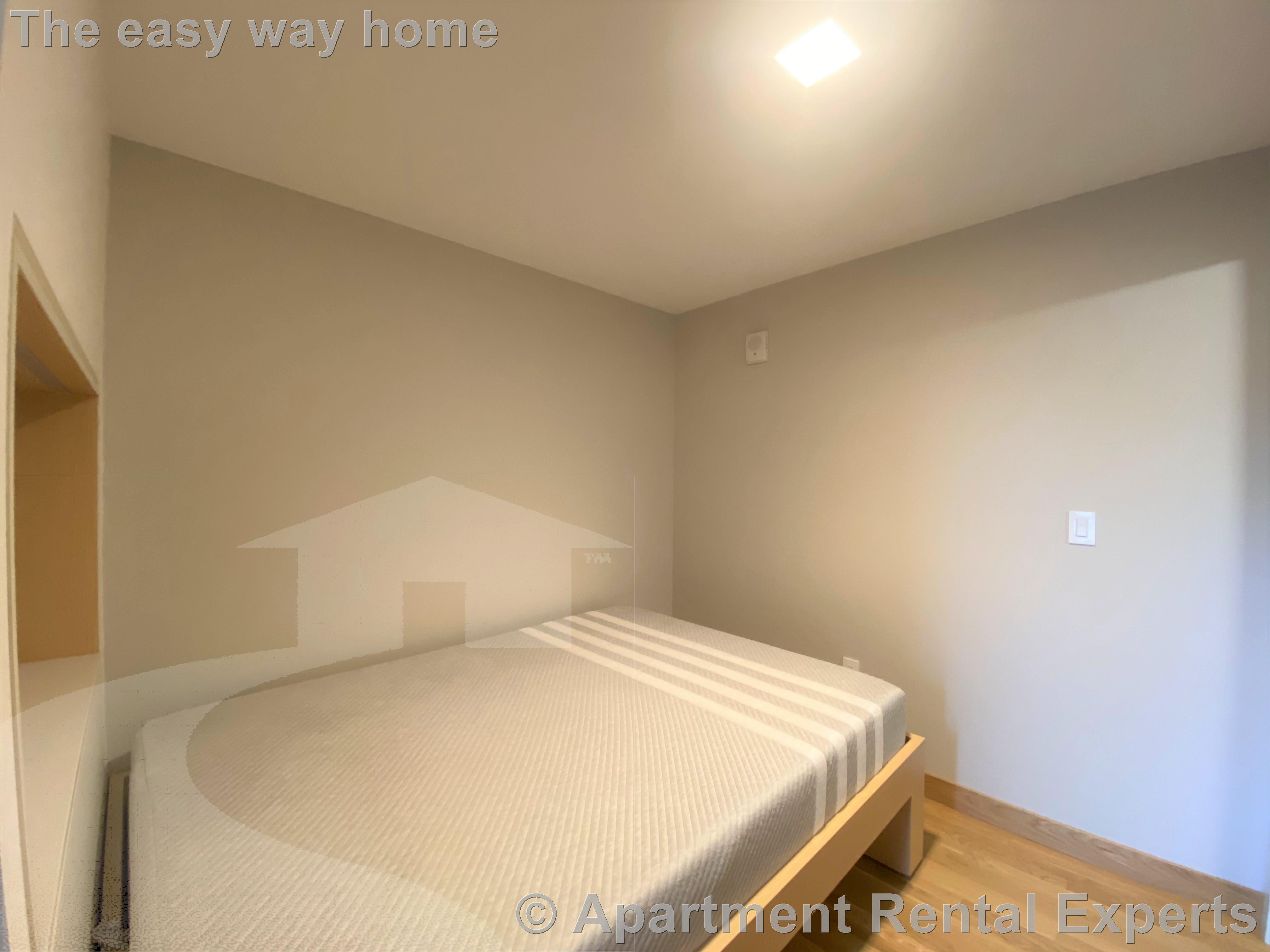 115 Mt Auburn St, Harvard Square