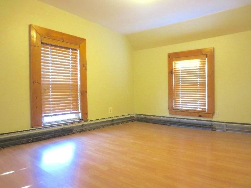 24 Jenkins St, South Boston