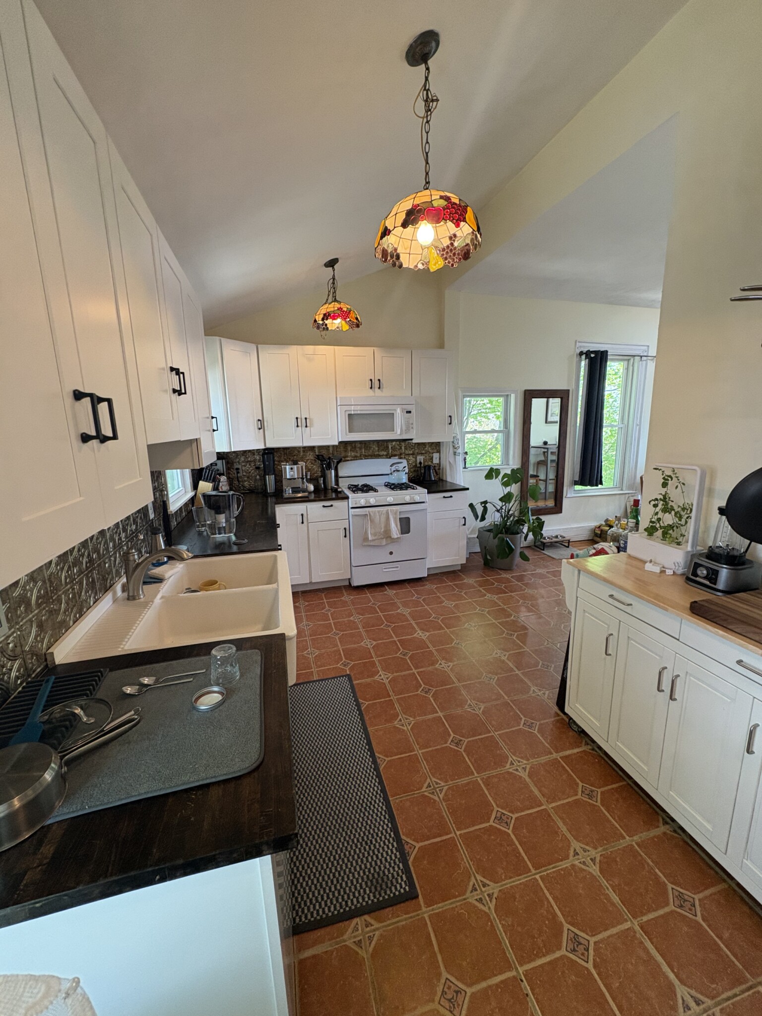 100 Summit Ave, Winthrop