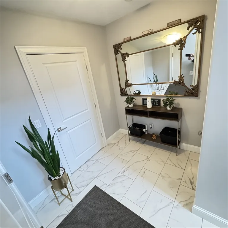 259 Oakwood Ave, Revere