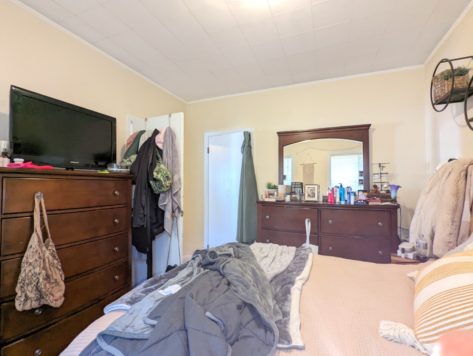 7 Belknap St, West Somerville