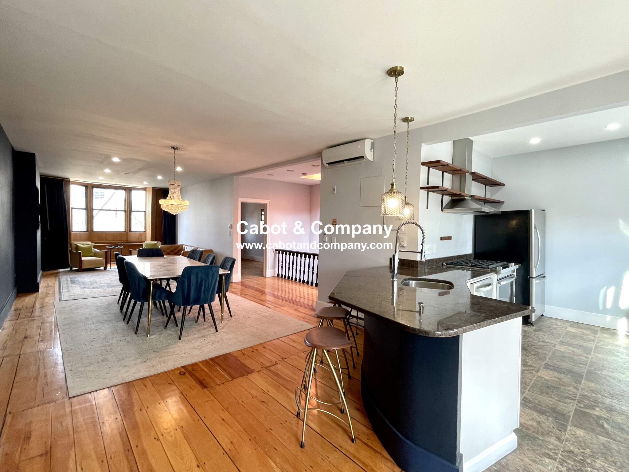 482 Columbus Ave, South End