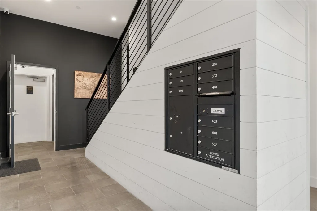 75 W Broadway, South Boston