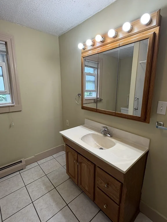 12 Curtis St, Methuen