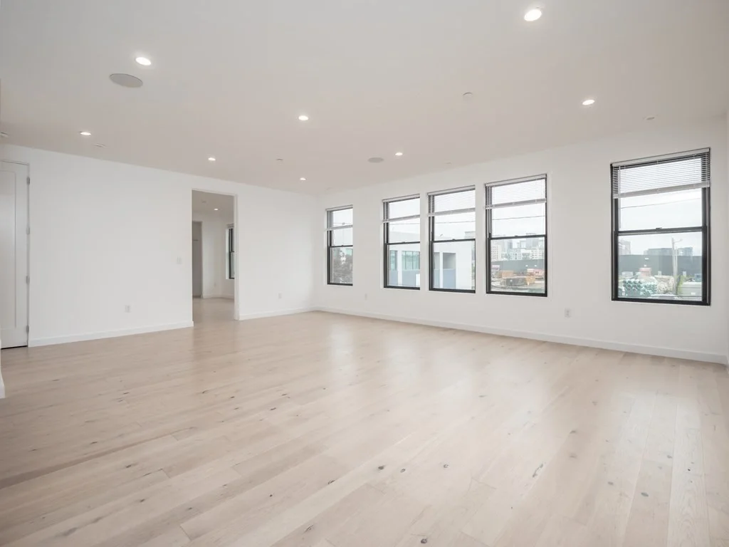 340 West 2nd St, South Boston