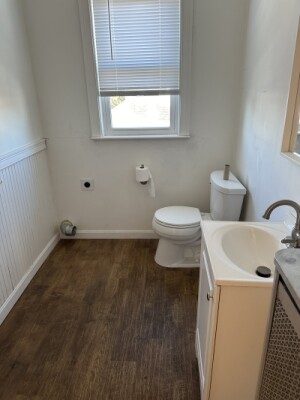 80 Upland Rd, Belmont