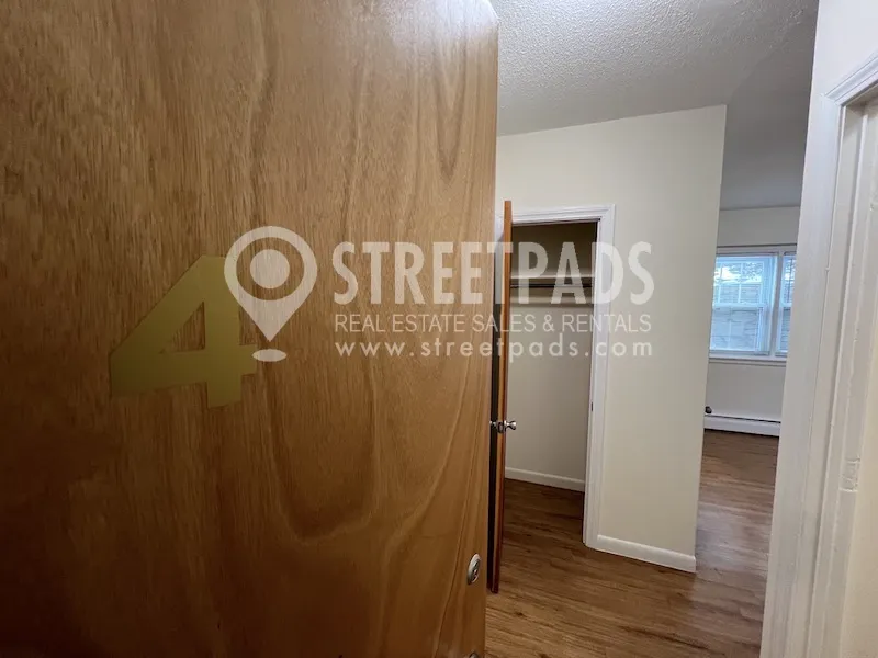 2018 Commonwealth Ave, Brighton