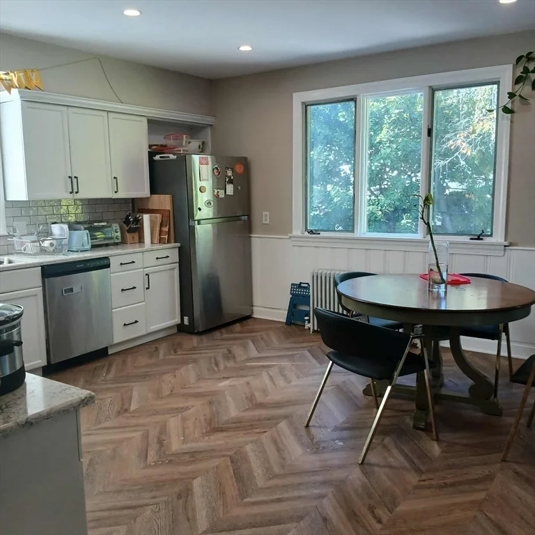 132 Thorndike St, Coolidge Corner