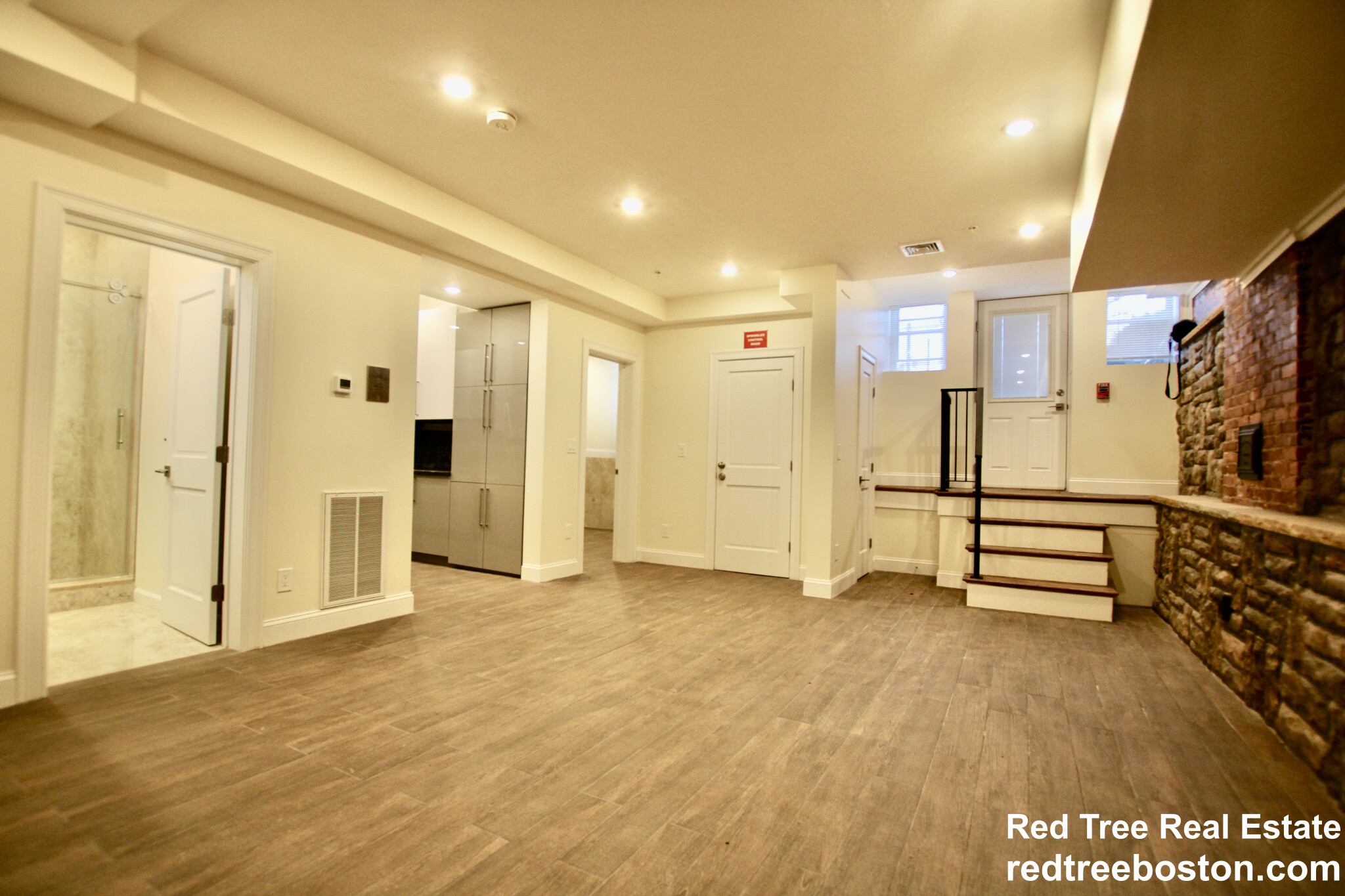 1616 Beacon St, Corey Hill