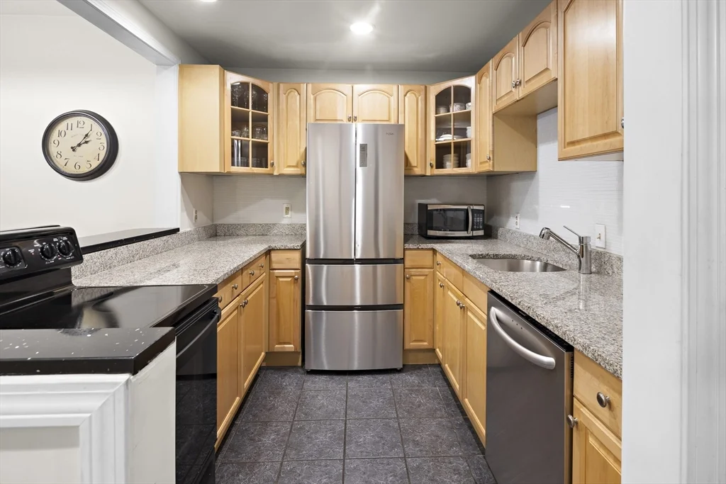 41 Warren Ave, South End