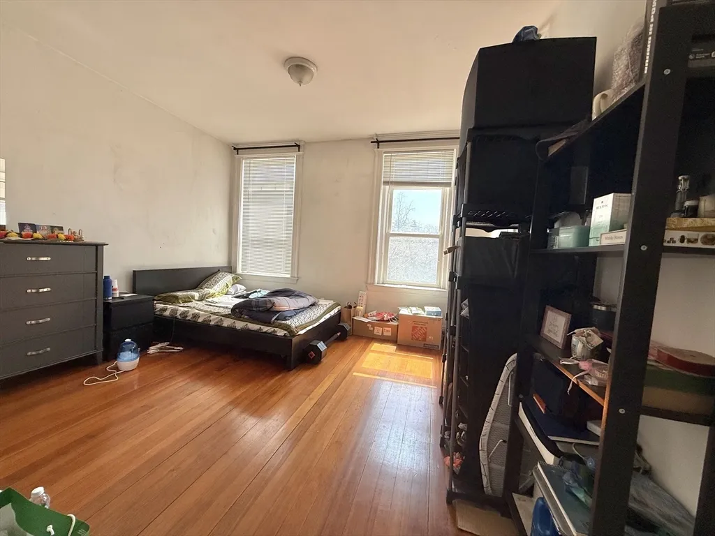 1908 Beacon St, Brookline