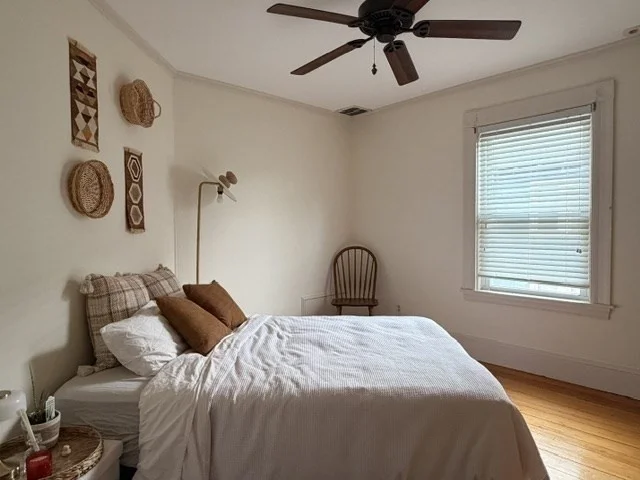 52 Hillsdale Rd, Tufts University