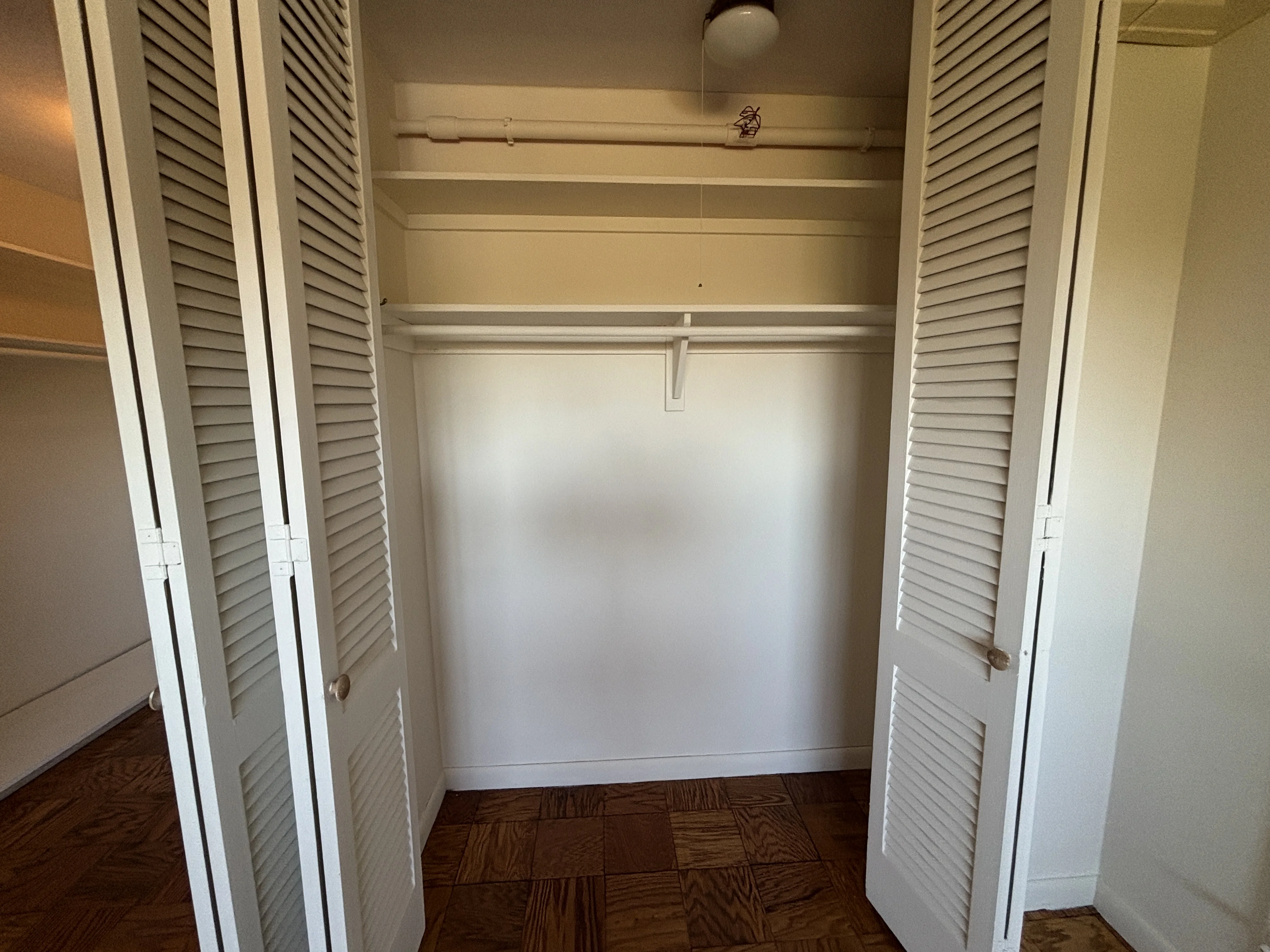 101 Monmouth St, Longwood