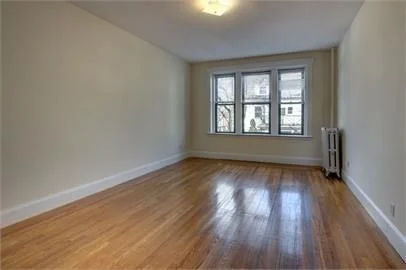 7 Naples, Coolidge Corner