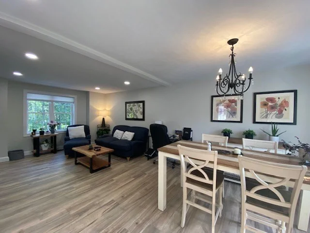 152 W Main St, Millbury