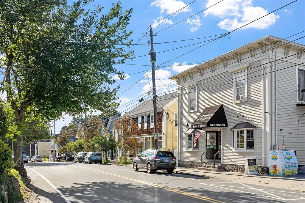 1101 Washington St, Lanesville