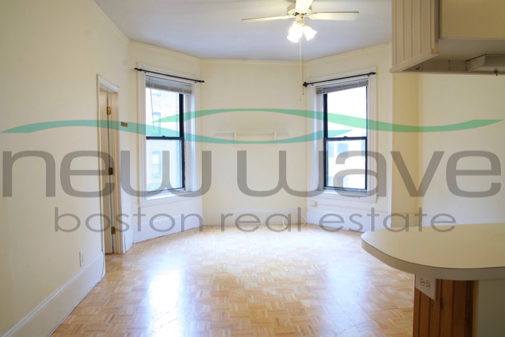 290 Newbury, Back Bay