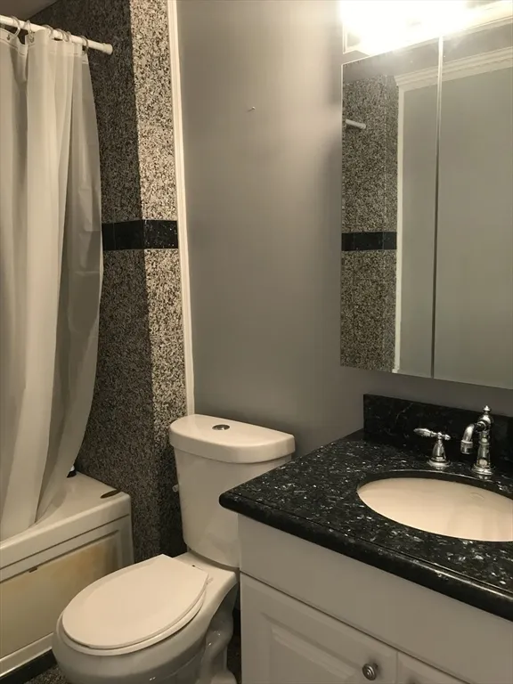 72 Boston Ave, West Medford