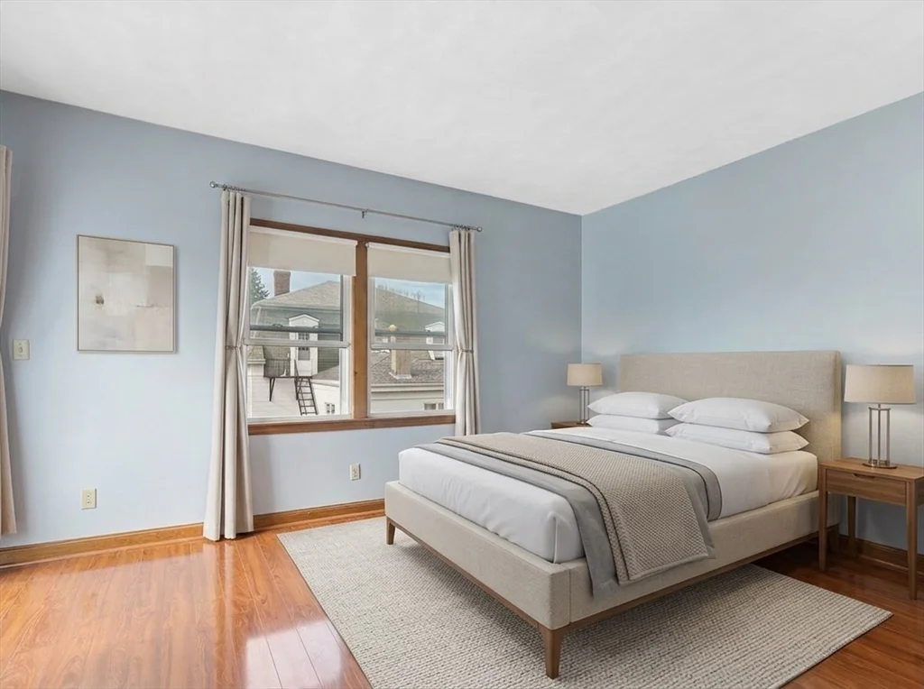 14 Arlington St, East Somerville