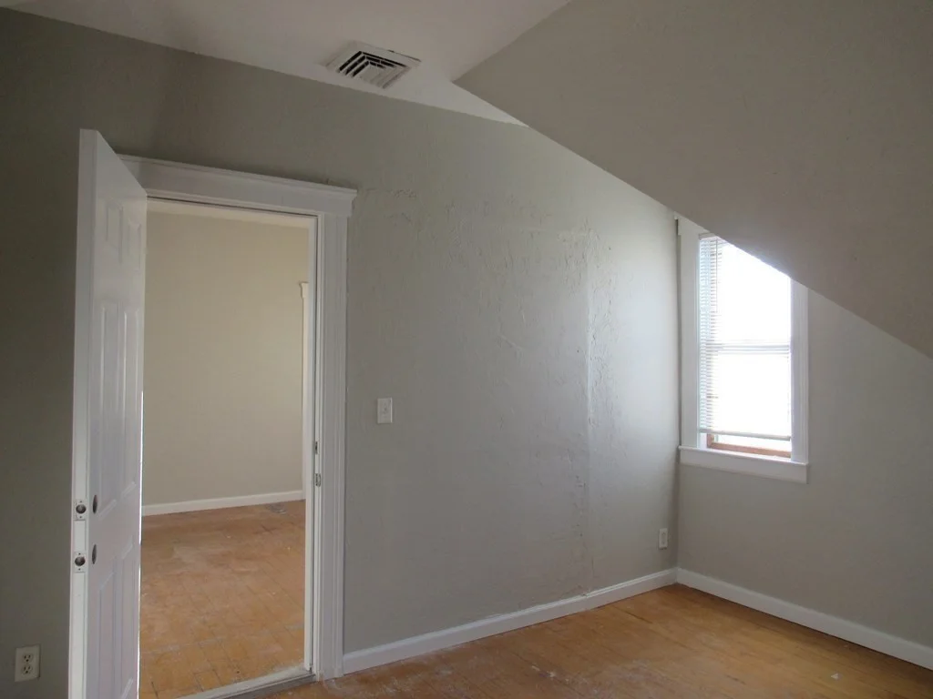 98 Brookline St, Webster Square