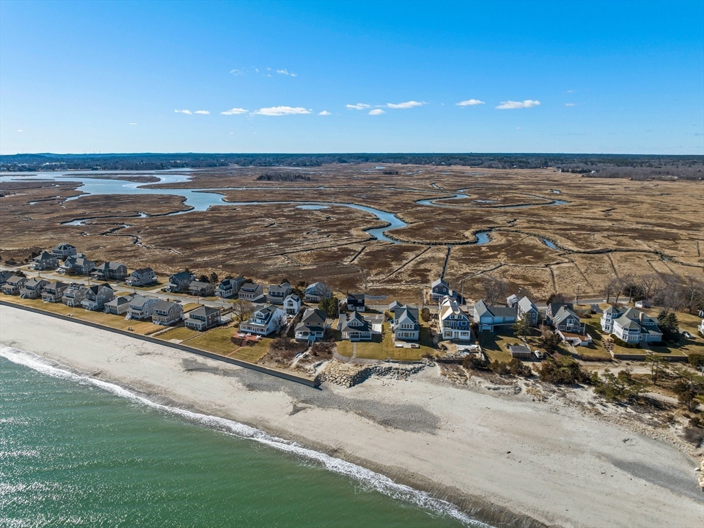 61 Gurnet Rd, Duxbury