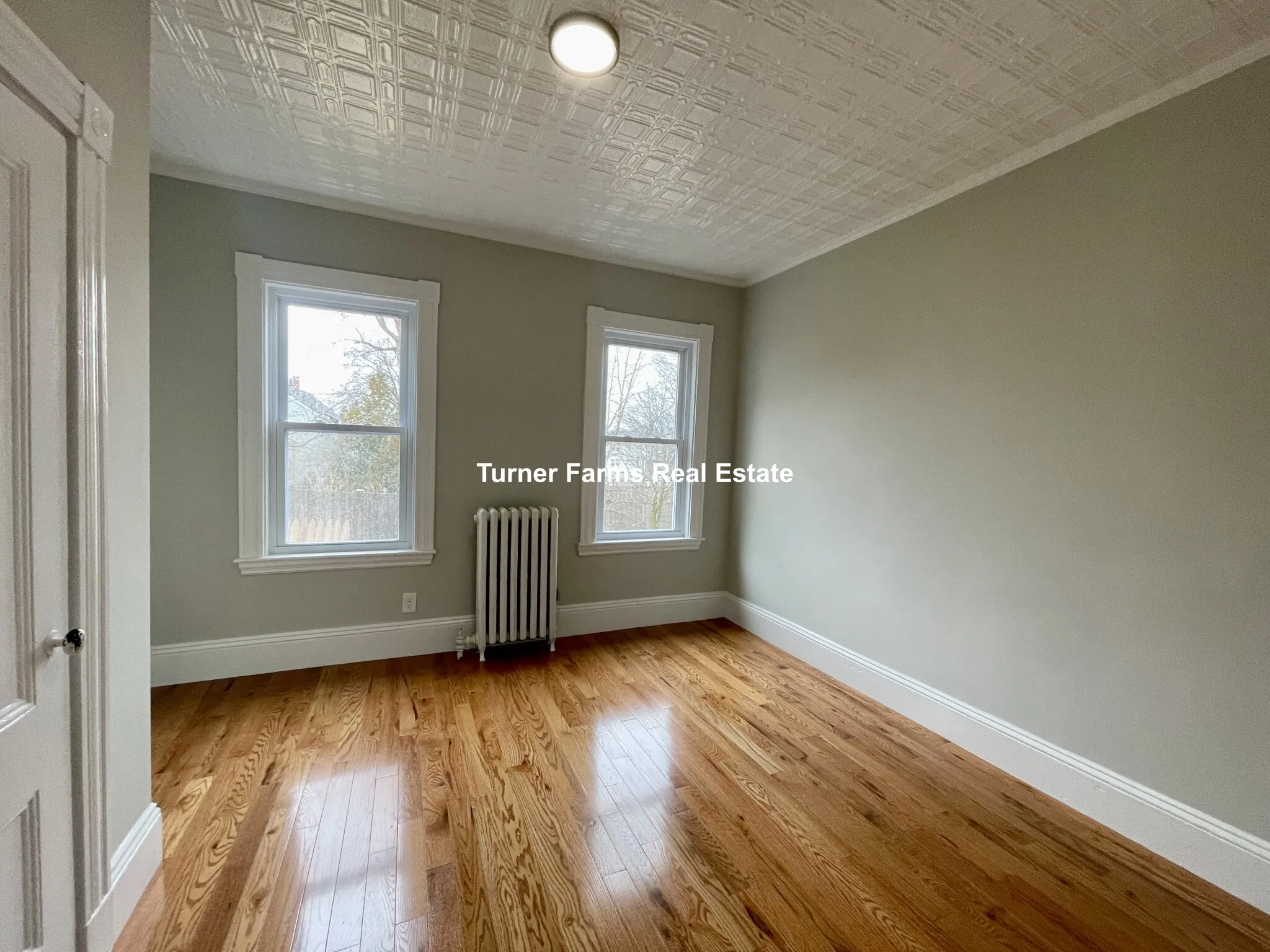 43 Martin St, Medford