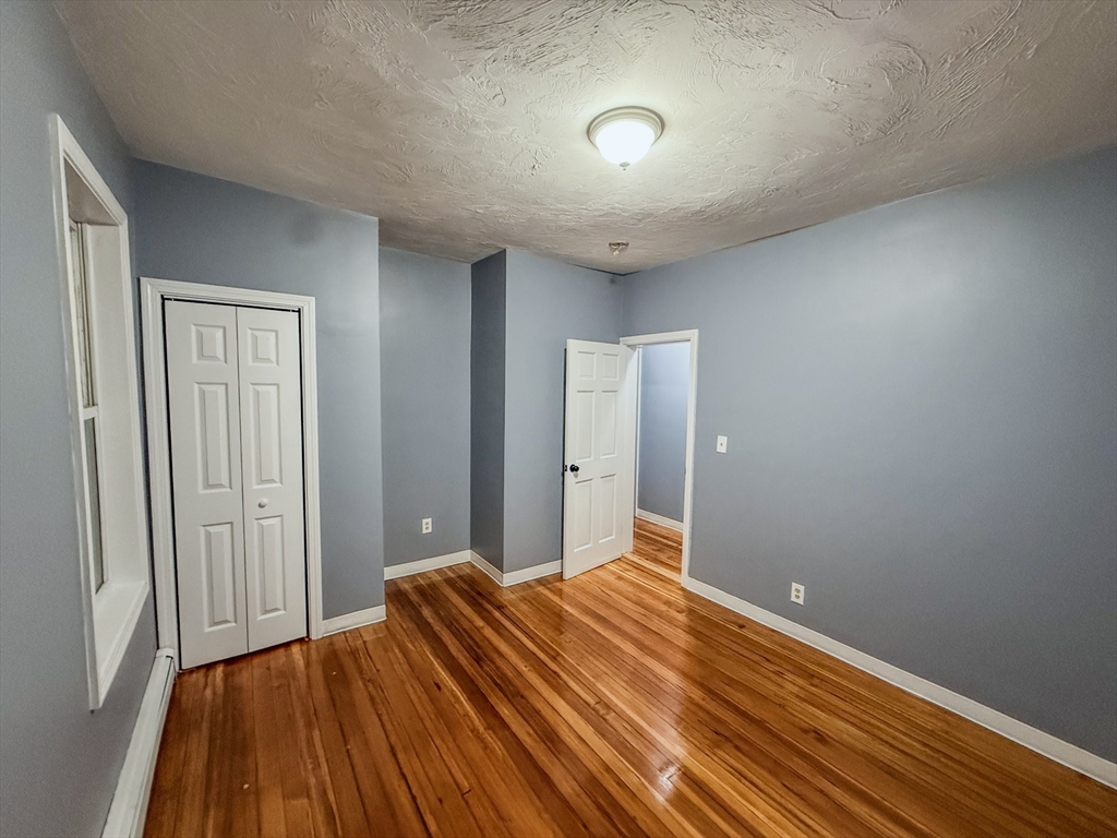 180 Quincy St, Boston