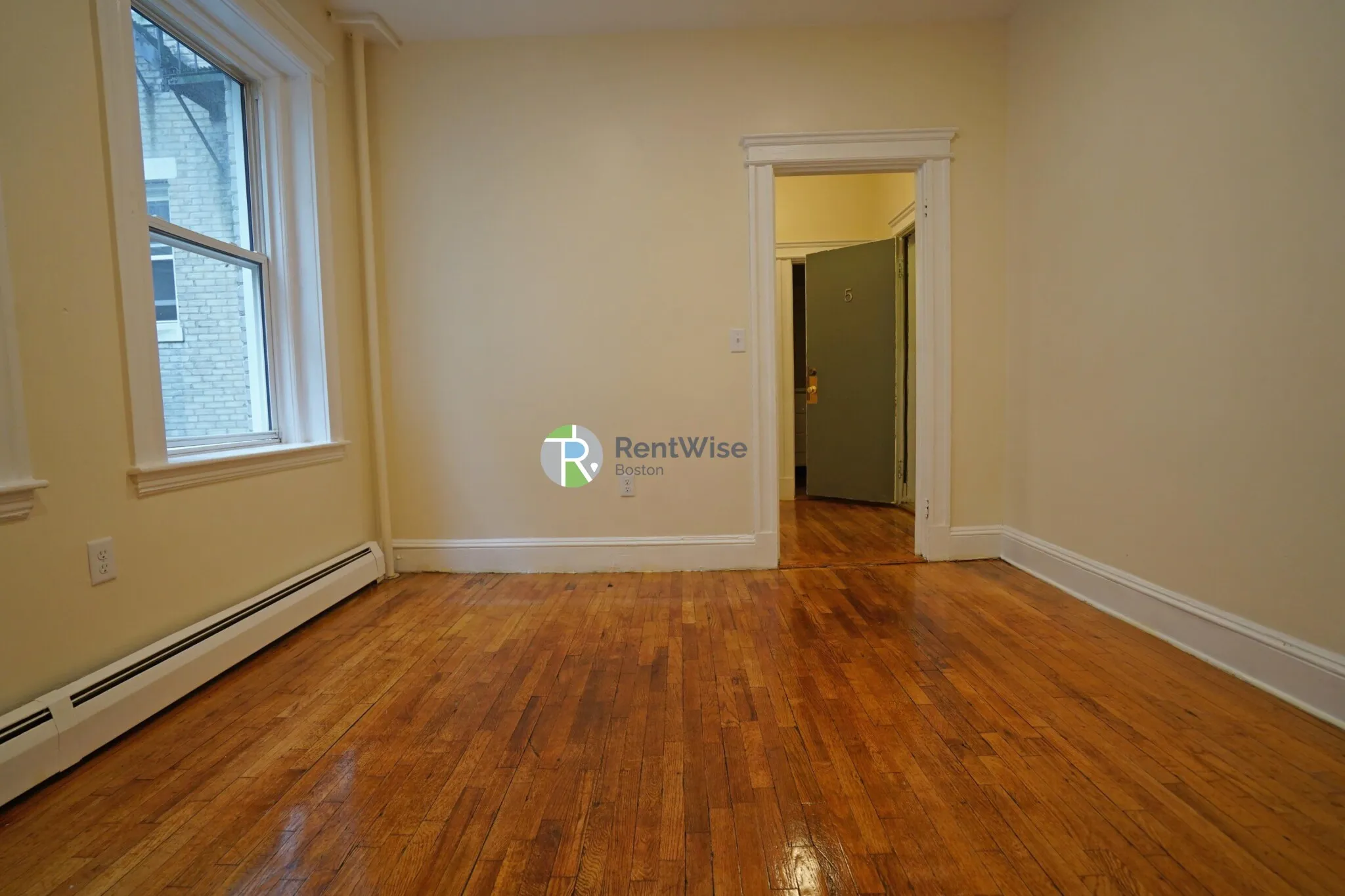 1844 Commonwealth Ave, Brighton