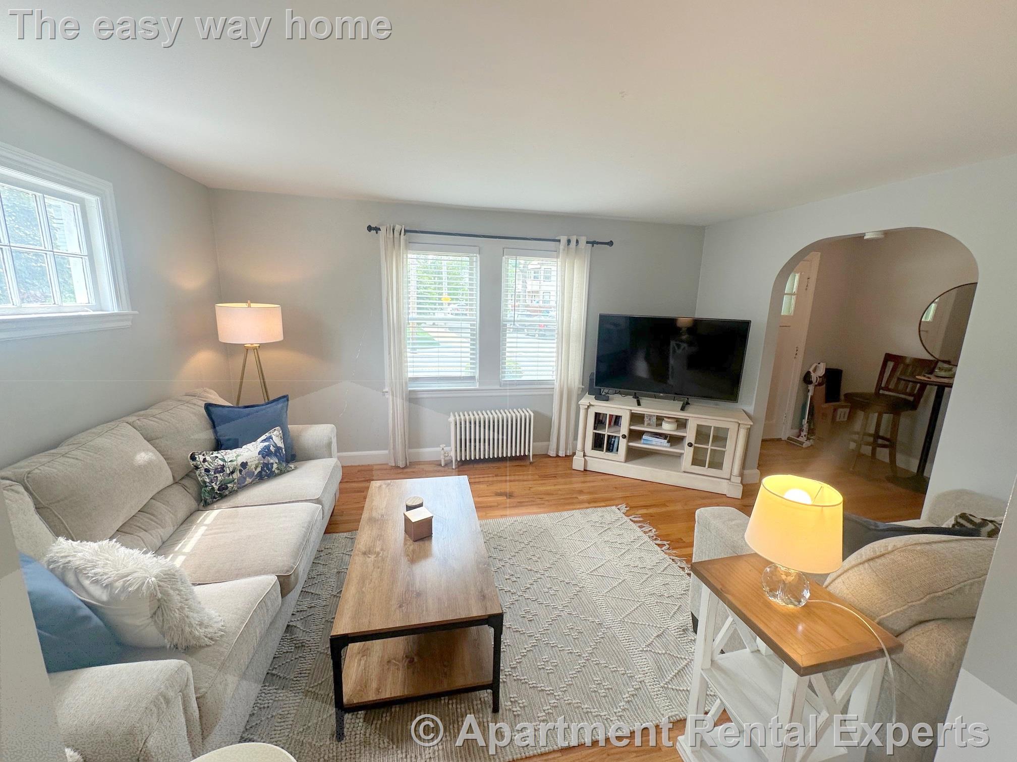 139 Winthrop St, Tufts