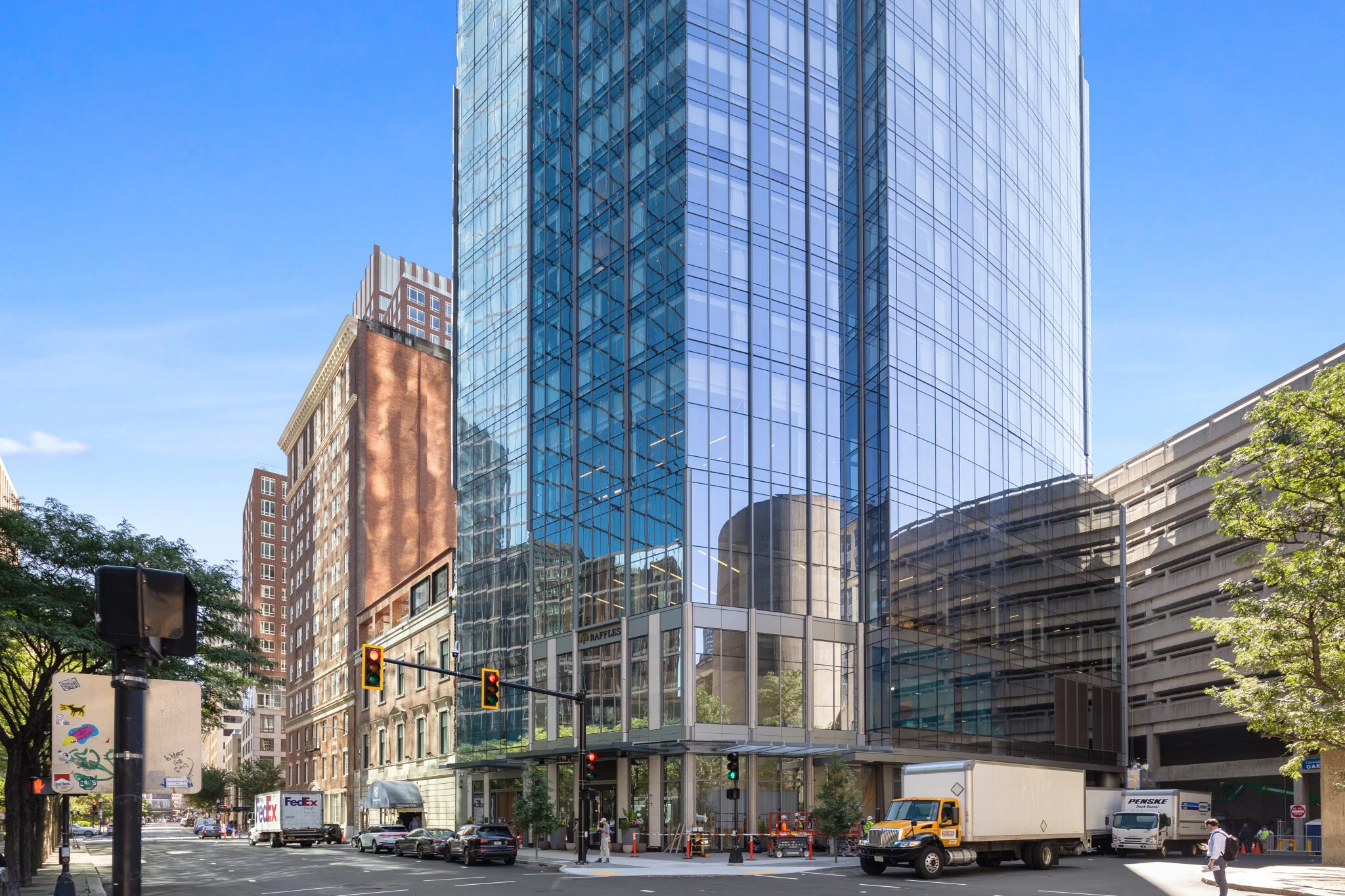 430 Stuart St, Back Bay