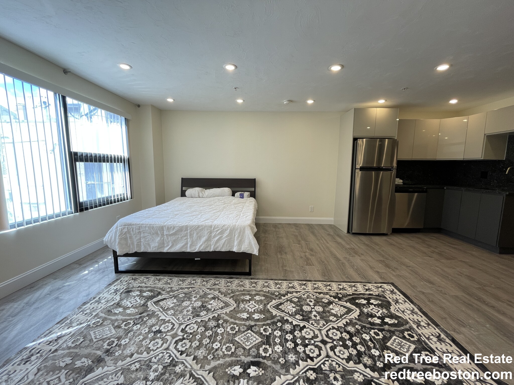 1028 Commonwealth Ave, Boston