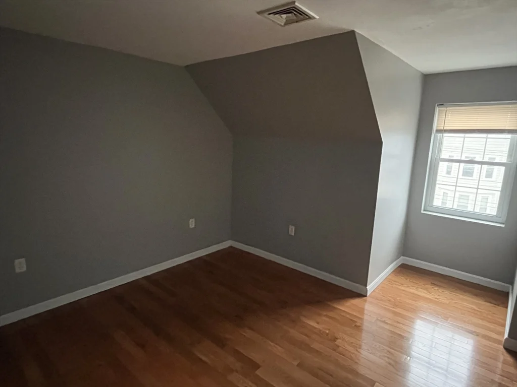 242 Park Ave, Revere