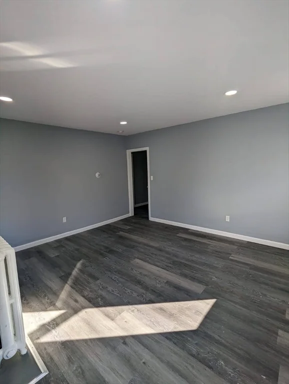 155 Centre Ave, Abington