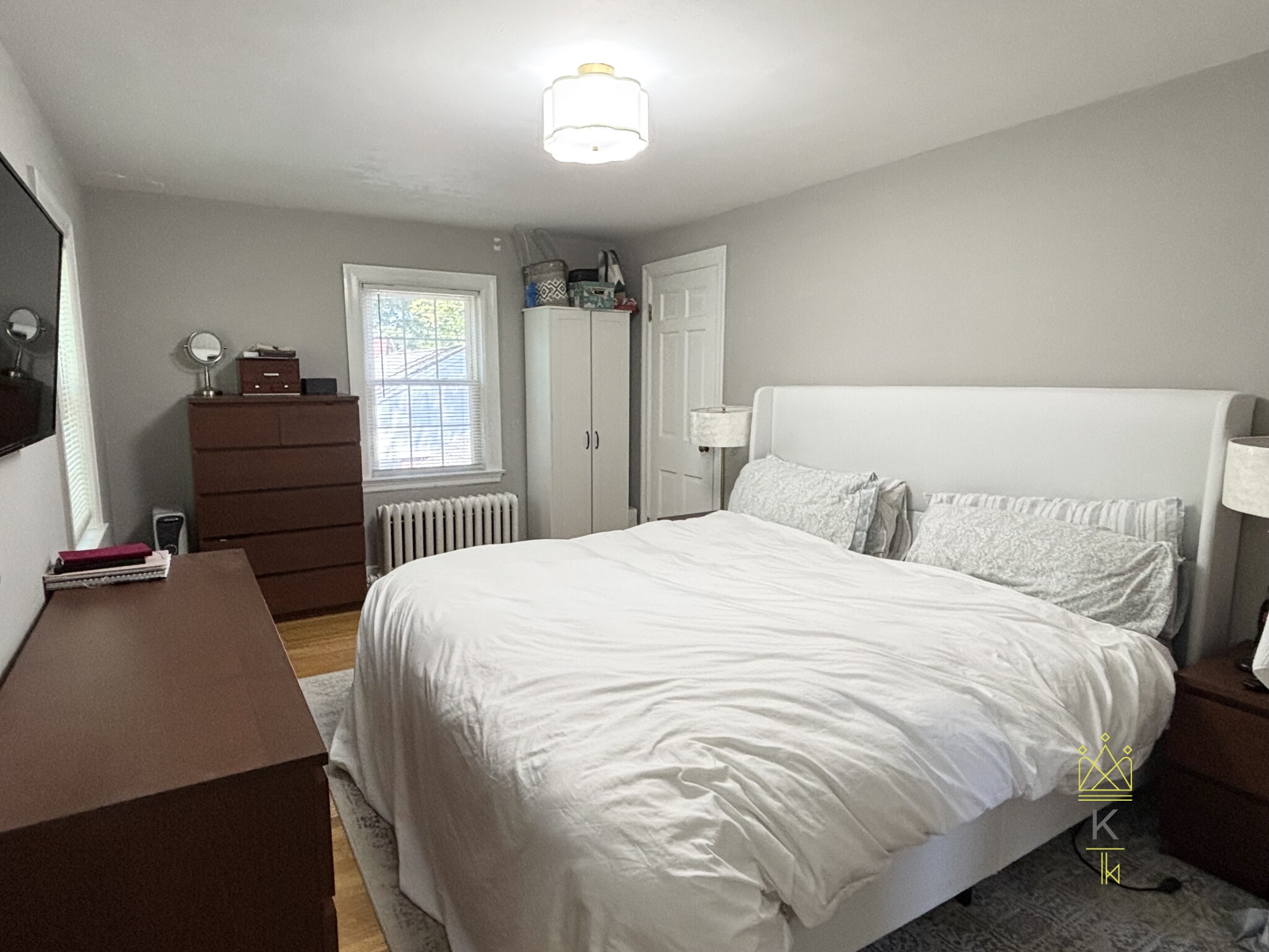 52 Hollywood Rd, West Roxbury