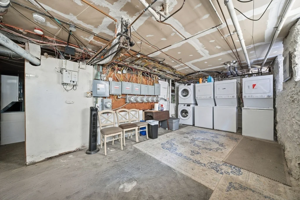 33 Adams St, Dorchester