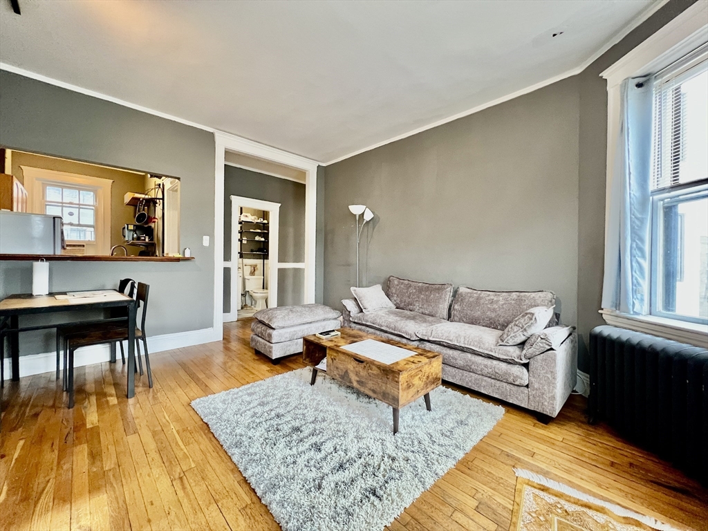 1572 Commonwealth Ave, Brighton