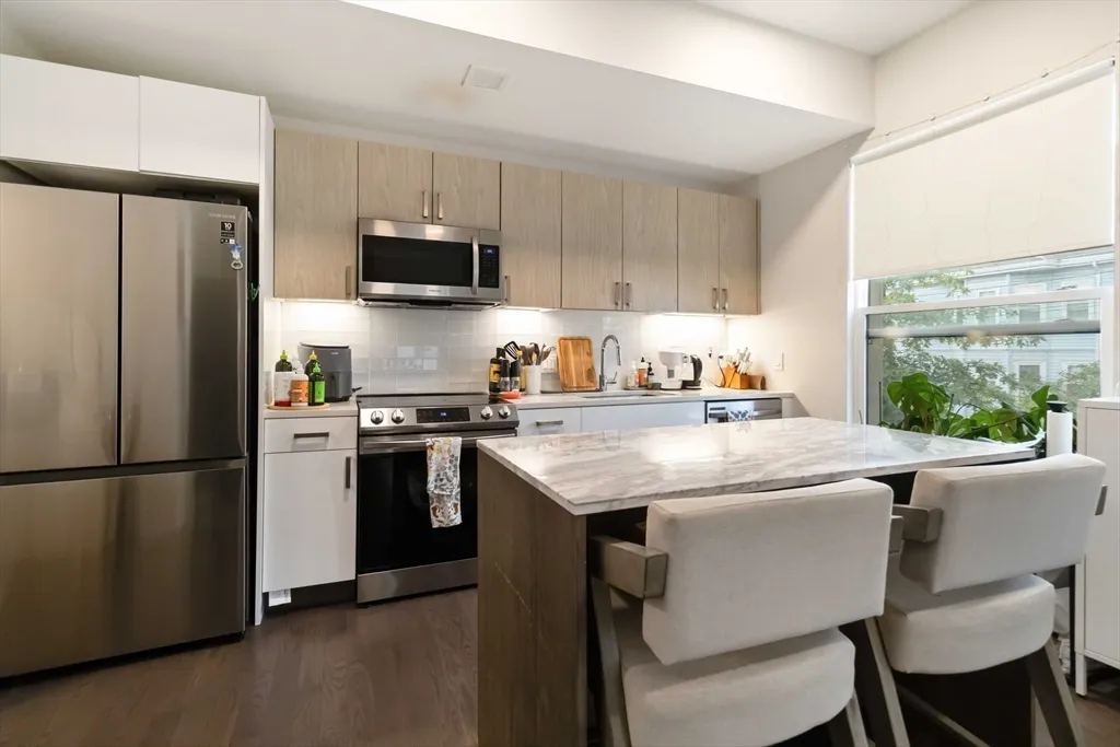 90 Antwerp St, Allston